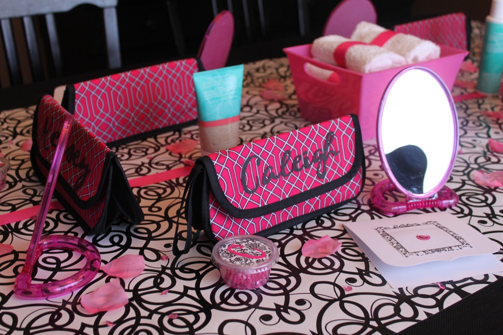 10 Party Ideas to Help You Throw an Epic Galentine's Day! - Jump City